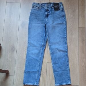 NWT BANANA REPUBLIC High-Rise Straight Ankle Jean Sz 28